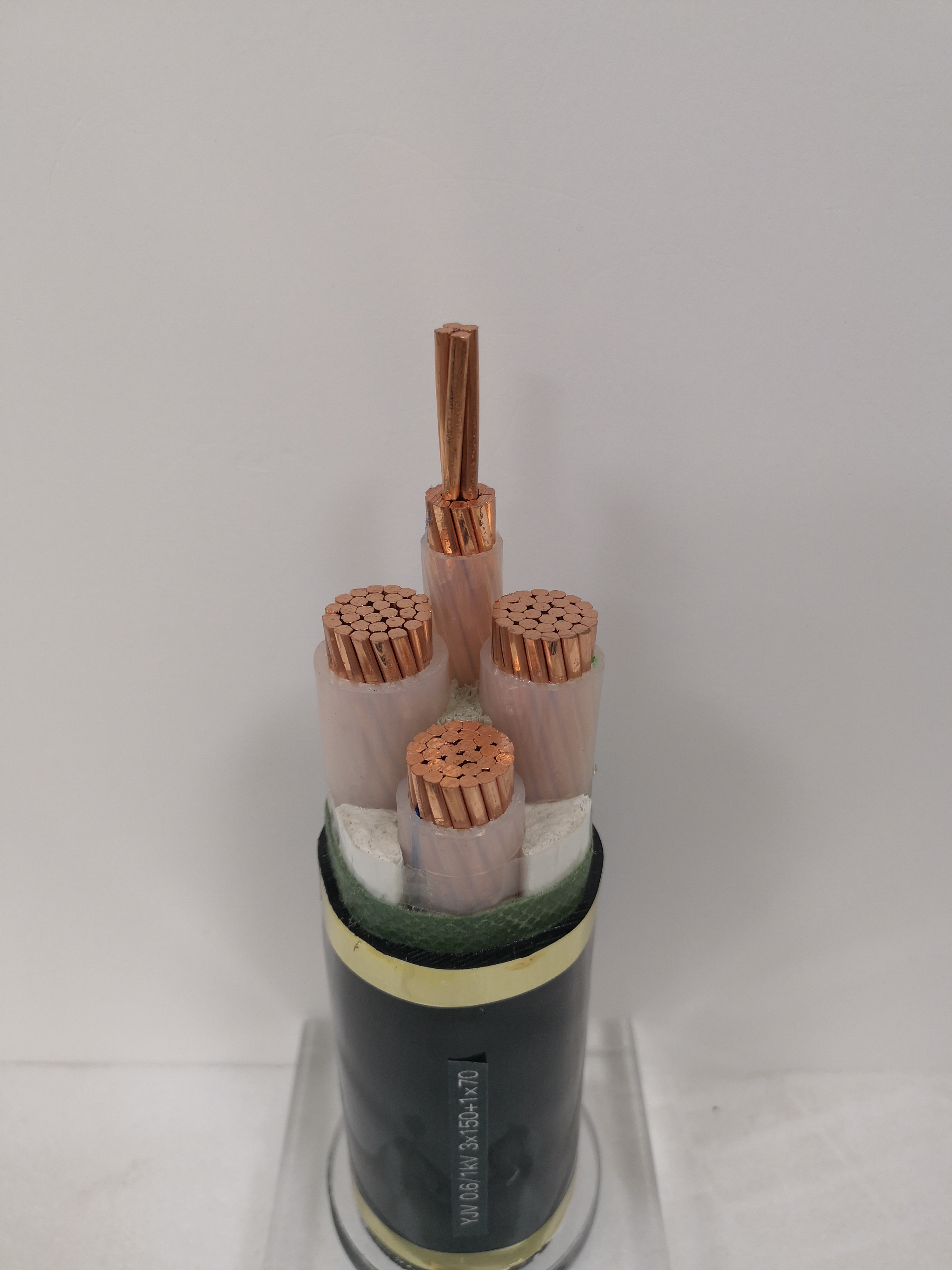 鄭州電纜廠家帶你了解什么是zc-<i style='color:red'>yjv電纜</i>？